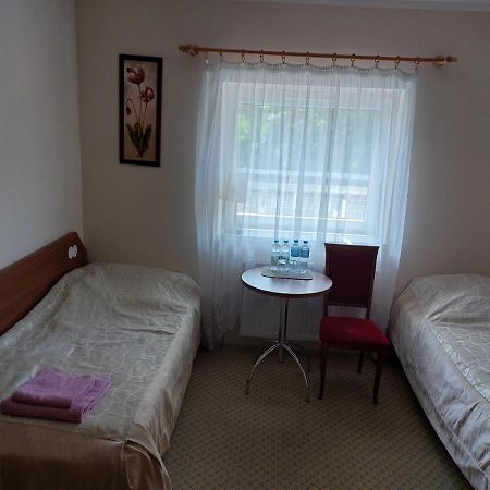ポクシヴナ Osrodek Ankar Bed & Breakfast エクステリア 写真