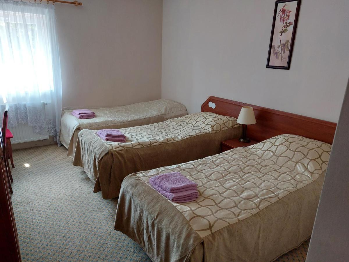 ポクシヴナ Osrodek Ankar Bed & Breakfast エクステリア 写真
